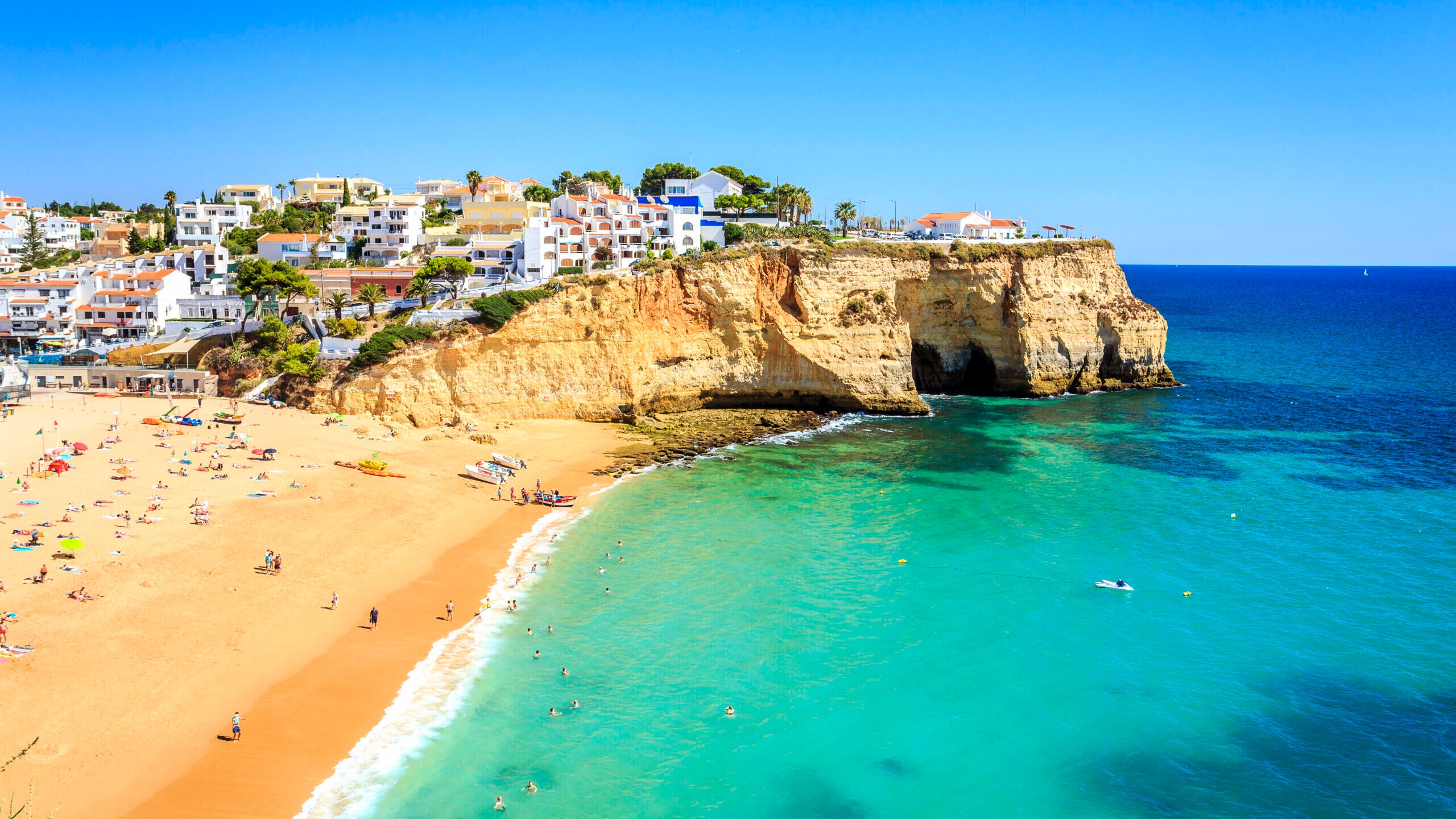 Travel insurance for trips to Portugal 2024